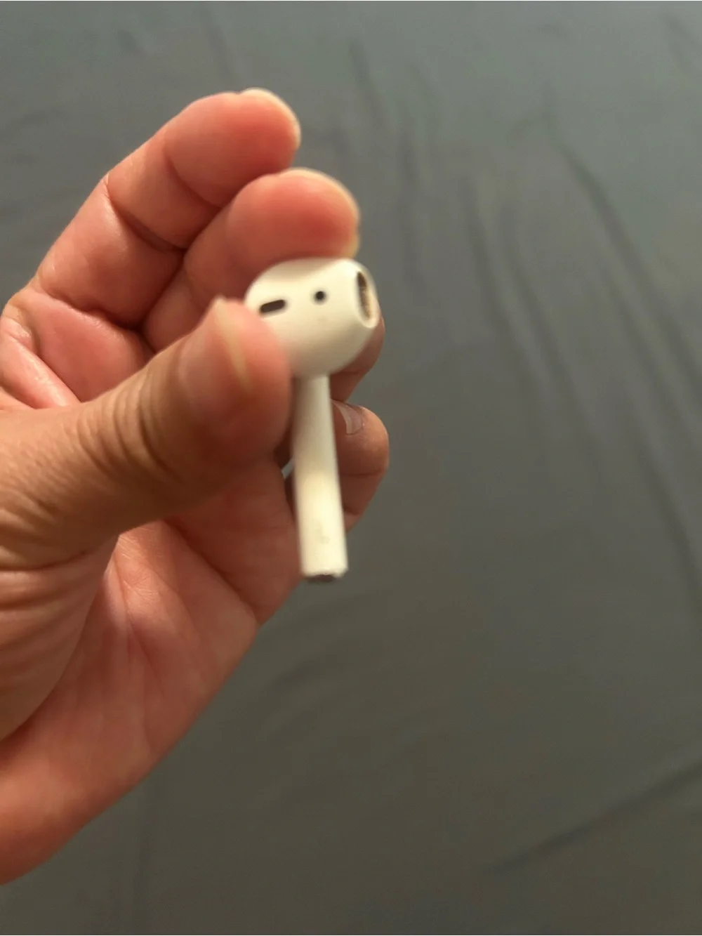 Apple White Earbud Headphone (Single)